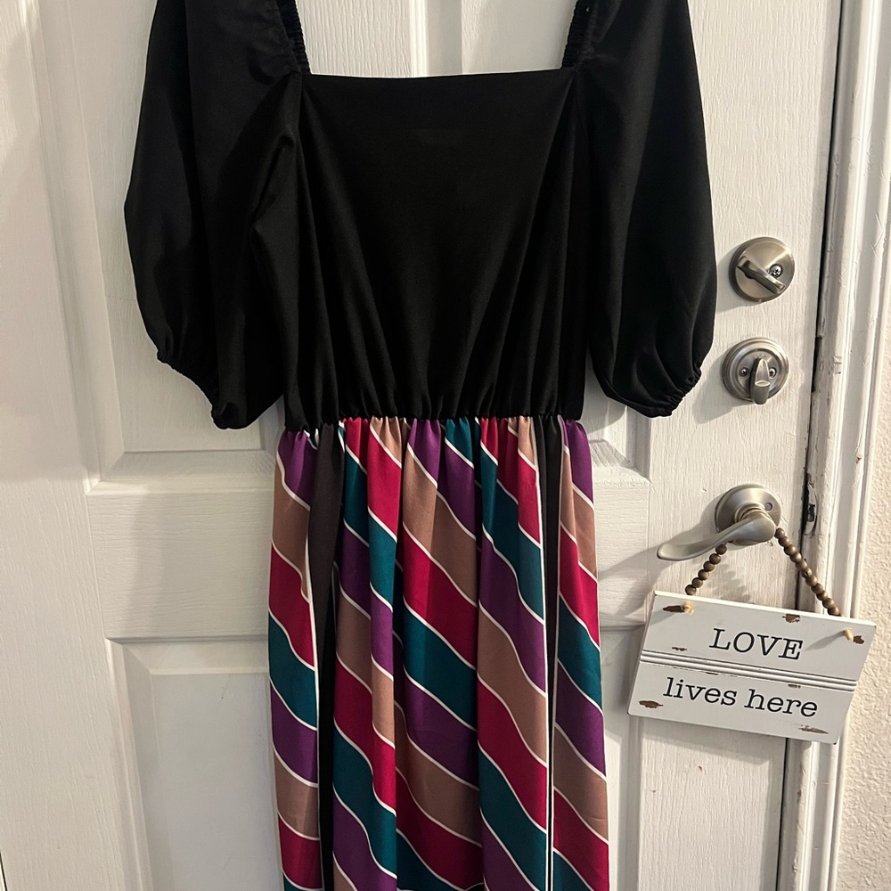 Last Of Its Kind Vintage Lady Carol Dress Black and Multicolor Dress.